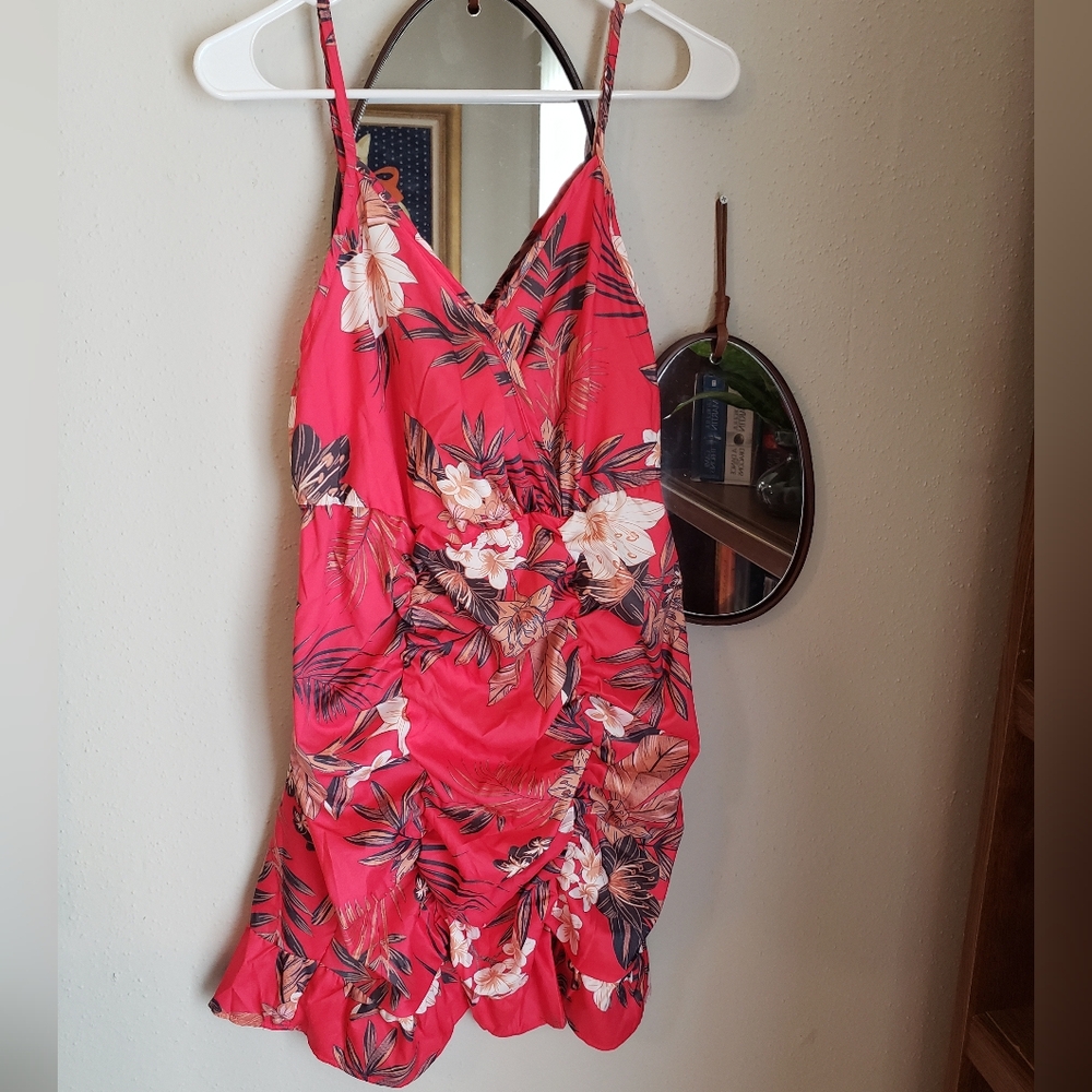 SHEIN Curve Red Tropical Vacay Dress